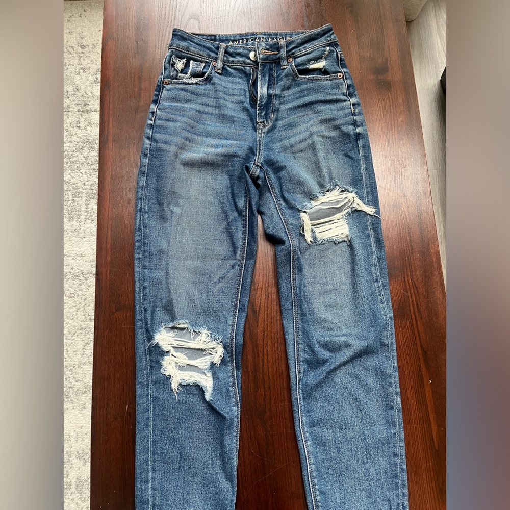 American Eagle highwaisted, distressed jeans